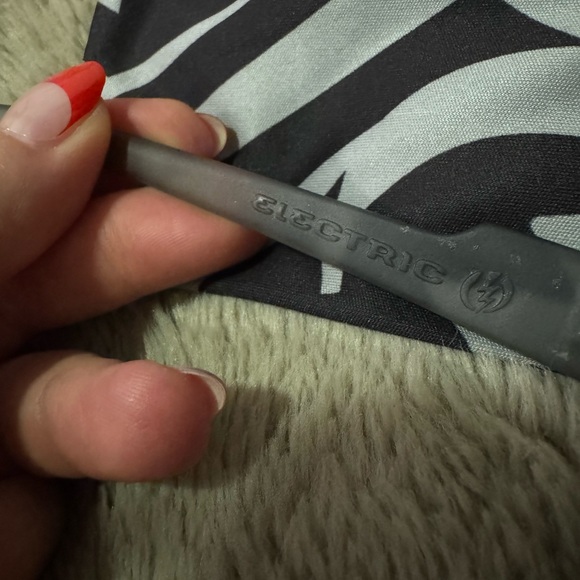 ELECTRIC VISUAL | Caffeine Sunglasses | Grey - Picture 7 of 10